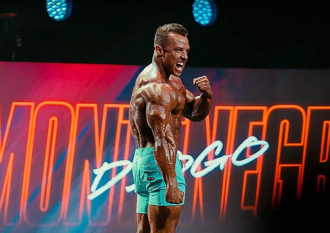 NÃO GOSTOU? Arnold Schwarzenegger tem reação inusitada ao premiar atleta brasileiro no Arnold Classic Ohio 2024