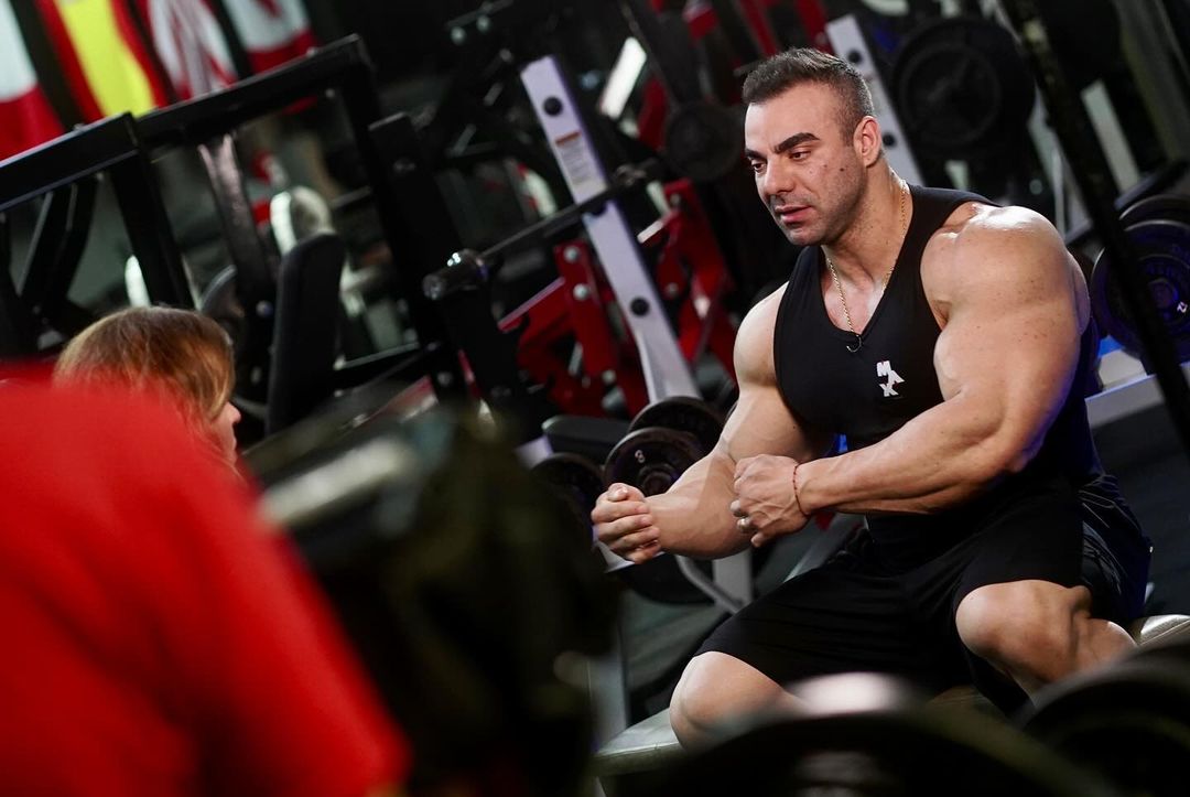 SAIU DA PROBIÓTICA! Rafael Brandão muda de patrocínio para escrever história no fisiculturismo