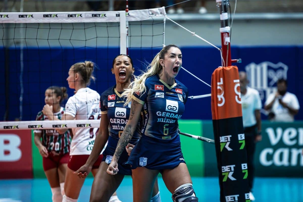 Thaisa está perto de marca IMPRESSIONANTE na Superliga Feminina