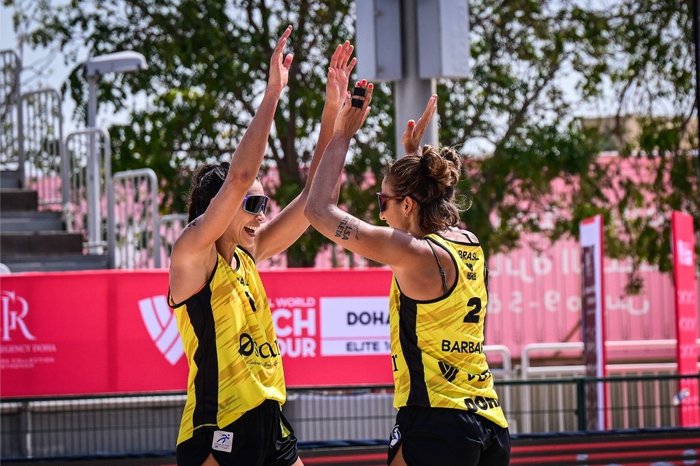 CAMPEÃO! Brasil fatura 1ª etapa do Circuito Mundial de vôlei de praia feminino