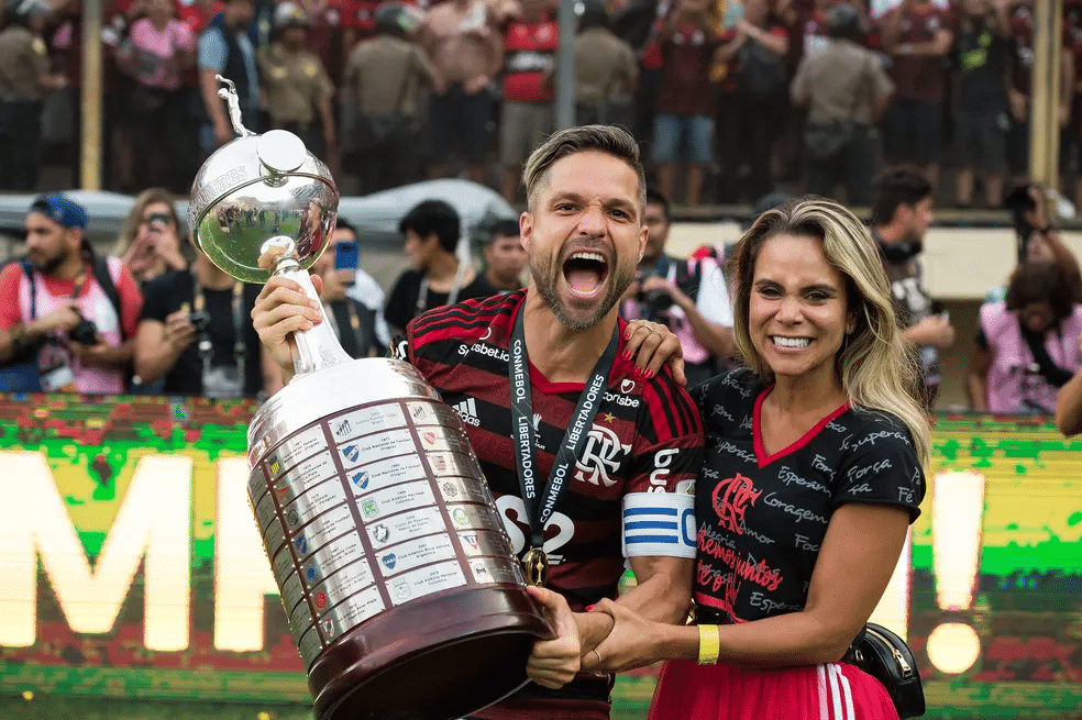 Esposa de Diego Ribas revela bastidor intenso da maior lesão do ex-craque do Flamengo