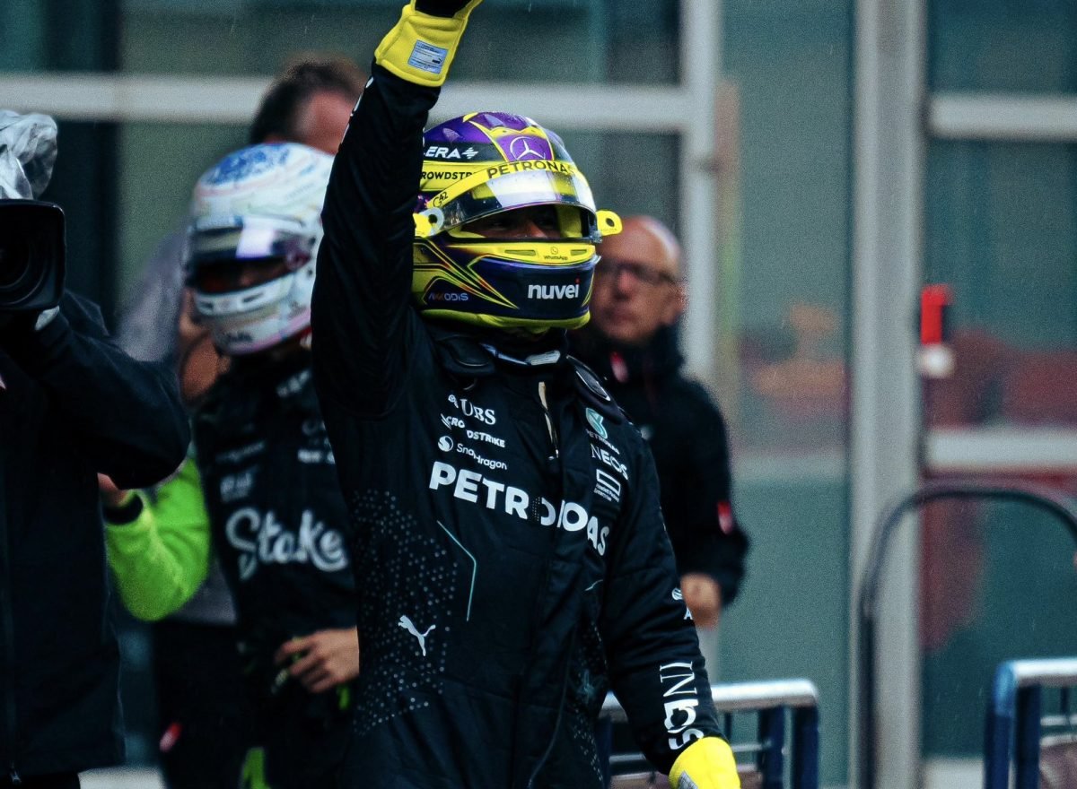 À la Ayrton! O verdadeiro motivo que Lewis Hamilton relembrou Senna no GP da China
