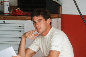 Ímola inaugura painel espetacular em homenagem a Ayrton Senna