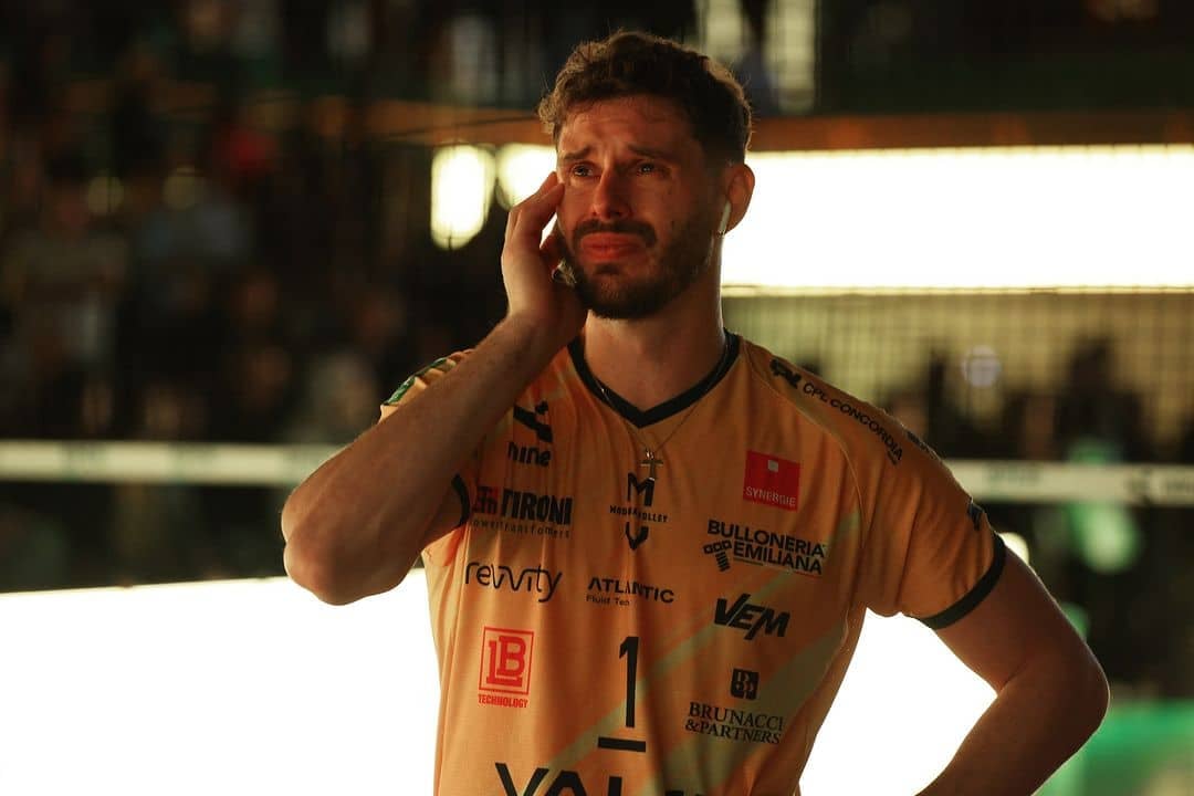 (Vídeo) Bruninho cai no choro em despedida EMOCIONANTE na Itália: “Sentimento de…”