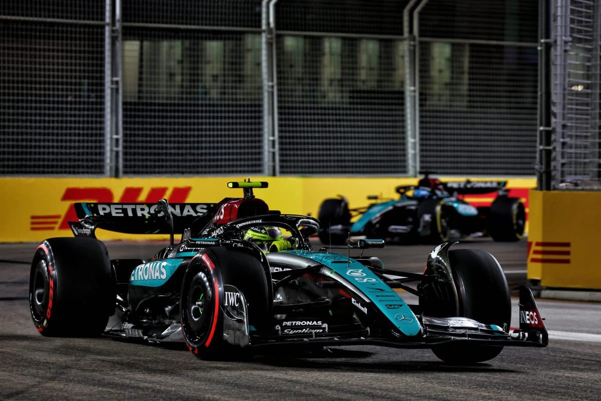 Mercedes F1: história, títulos, pilotos e equipe em 2025