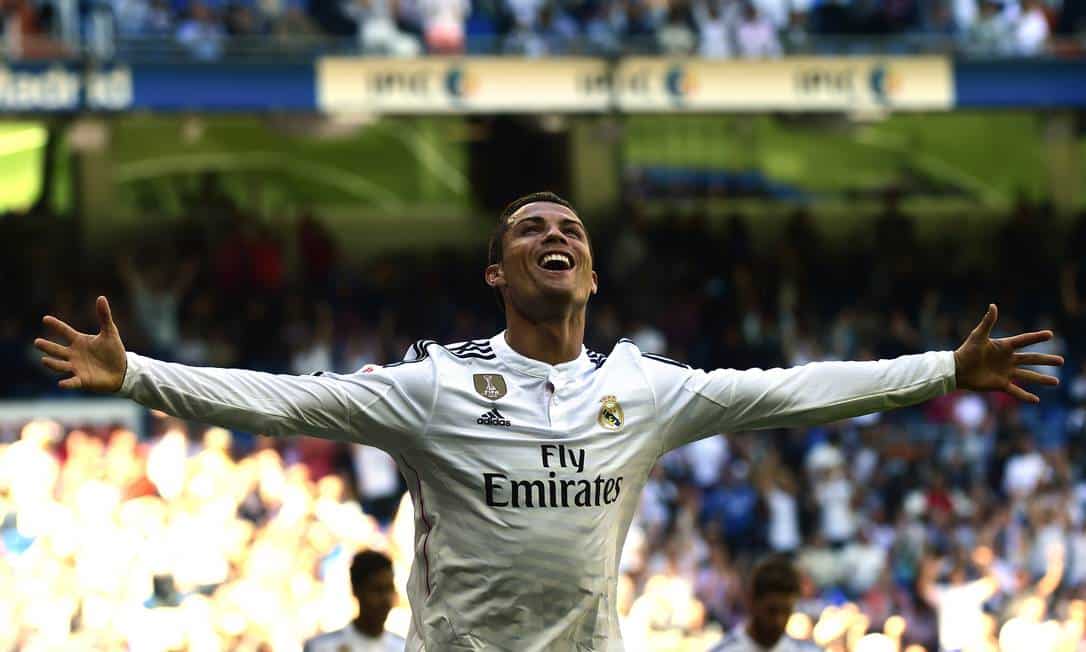 O dia em que Cristiano Ronaldo chocou o futebol ao marcar 5 gols num jogo