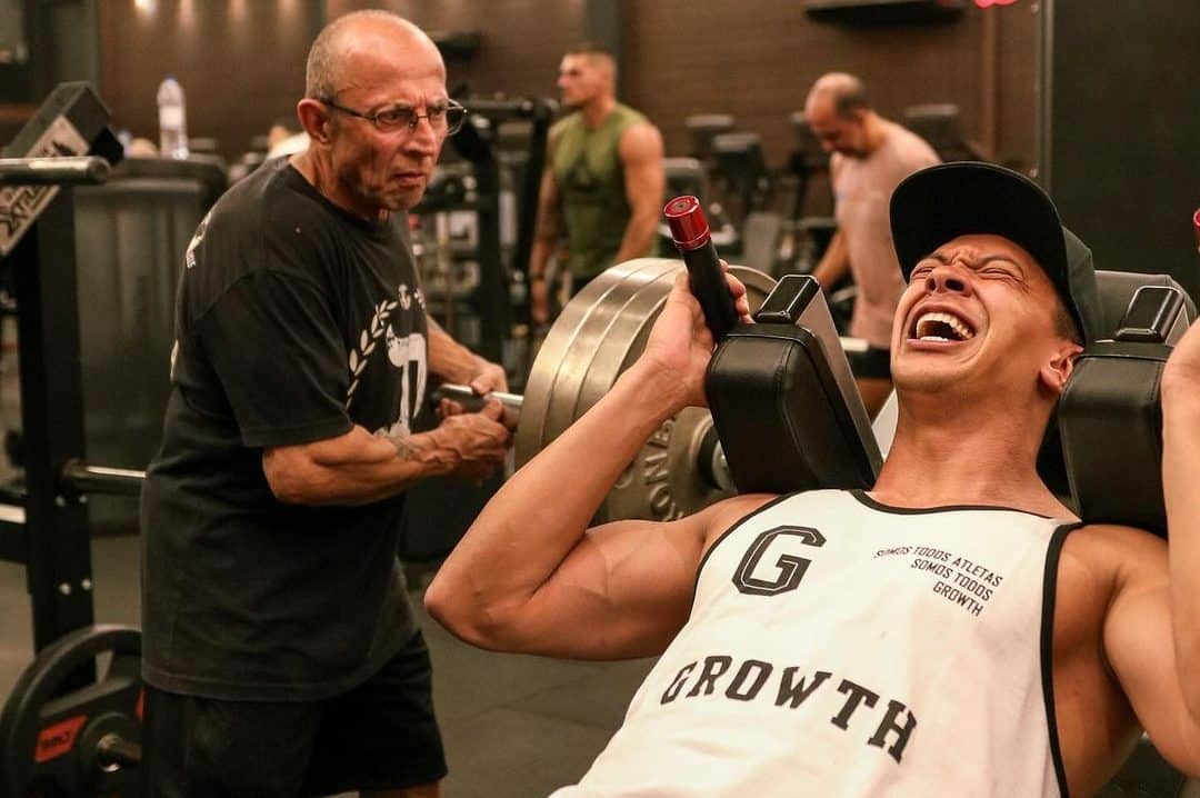 Antes e depois de Júlio Cocielo é IMPRESSIONANTE