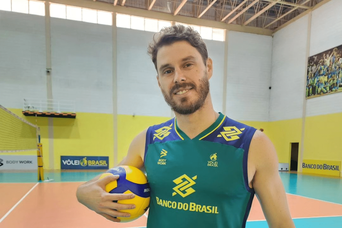 Pupílo do pai? Bruninho fala a verdade sobre chances de virar treinador de vôlei
