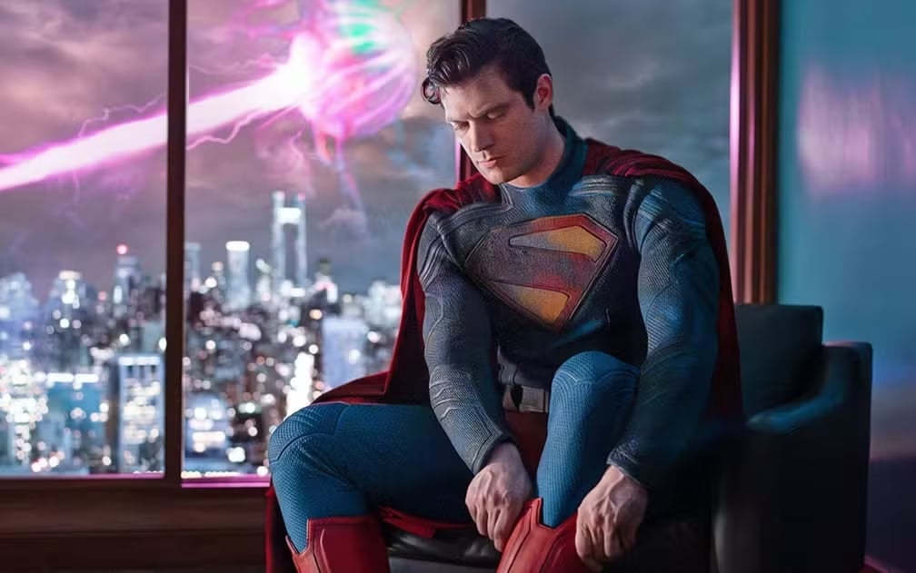 David Corenswet, o novo Superman, tem mudança absurda no físico e fãs perguntam: “Fake Natty?”