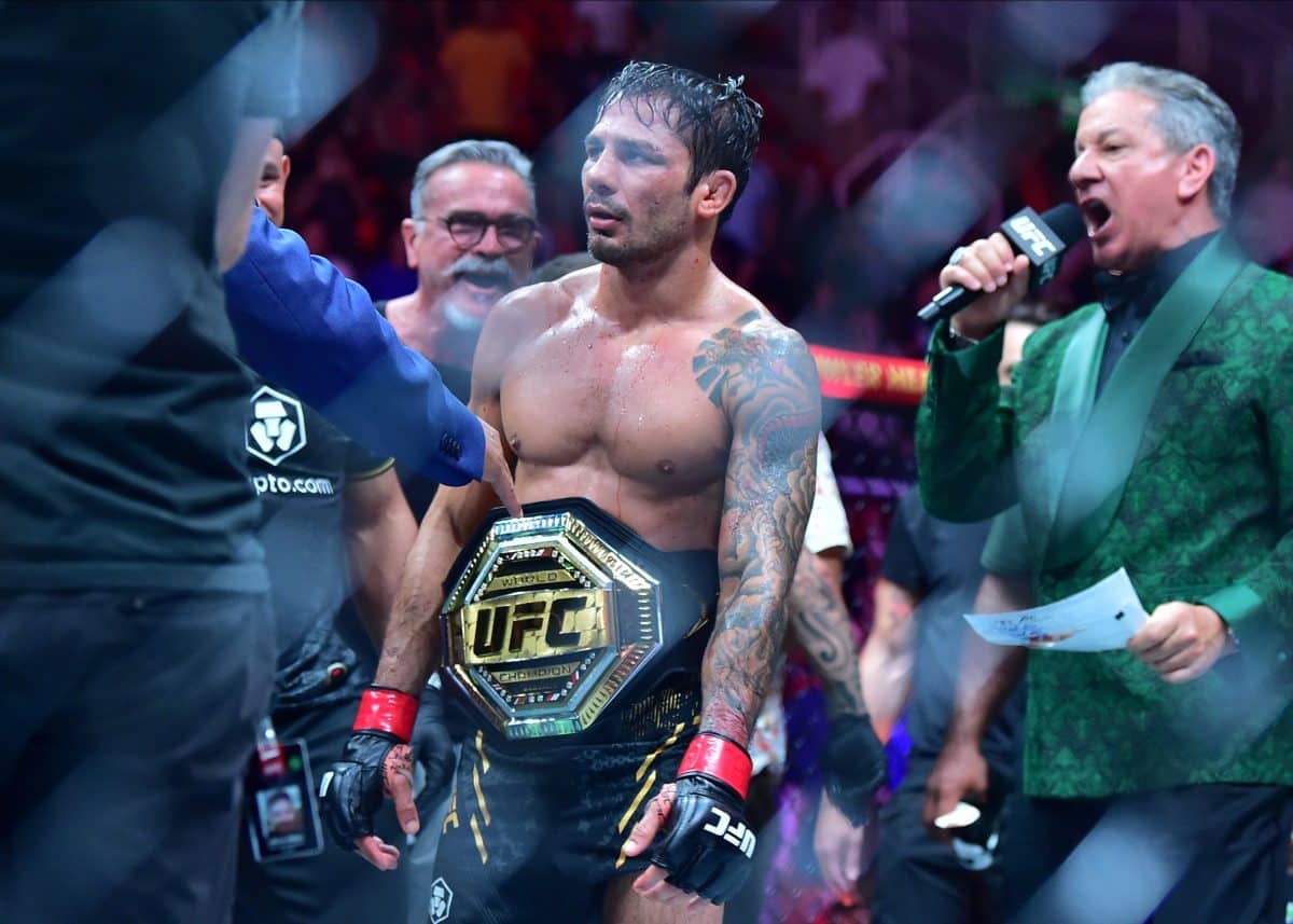Vitória de Alexandre Pantoja! Veja quanto brasileiro vai ganhar no UFC 301