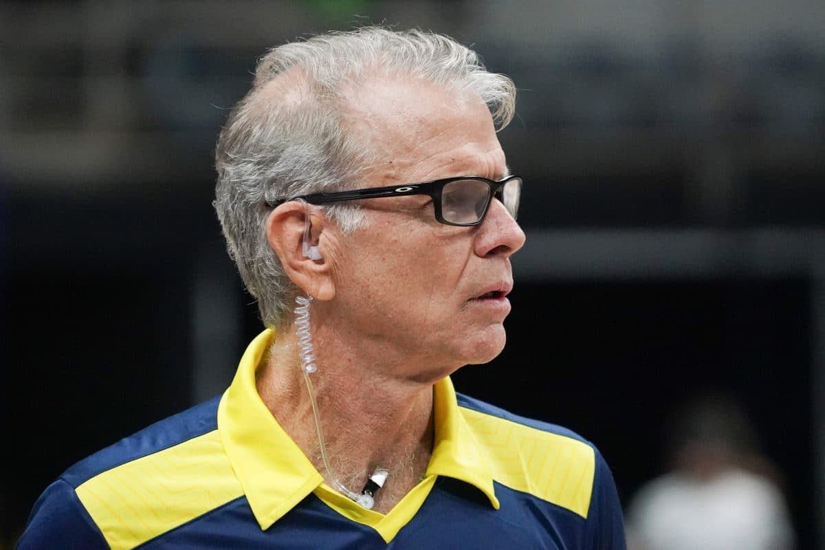 Desfalque de última hora! Bernardinho tem dor de cabeça com lesão de central