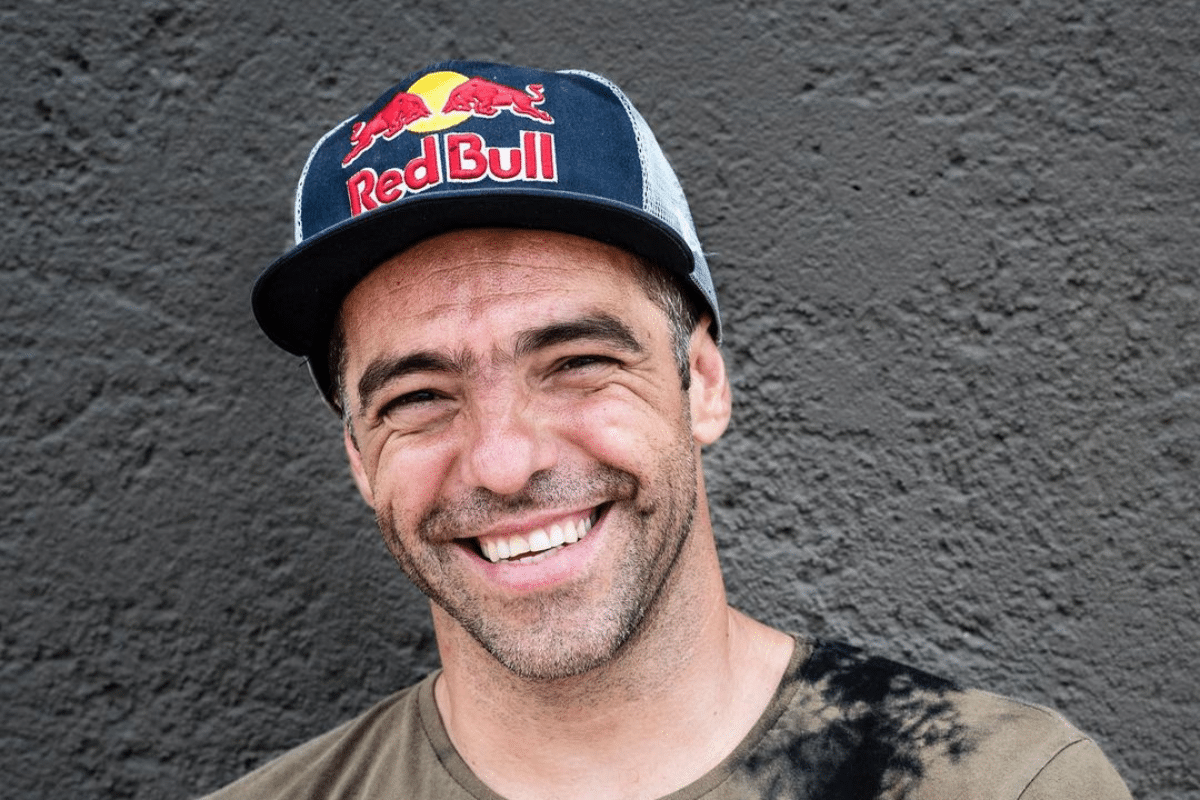 Lenda do skate, Mineirinho aponta os próximos talentos brasileiros além de Rayssa Leal