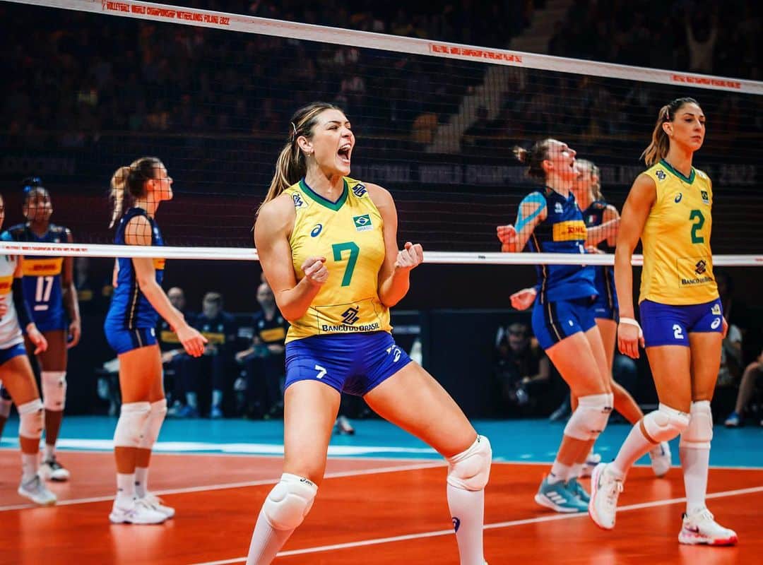 Rosamaria monta seu time dos sonhos no vôlei só com brasileiras