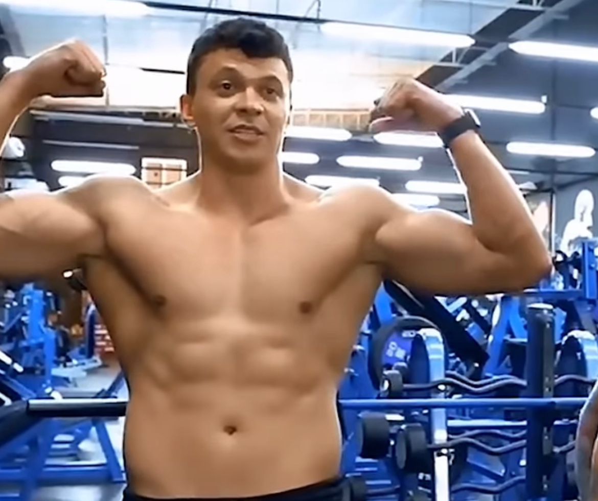 Shape do Júlio Cocielo está impressionante após parceria com Renato Cariani