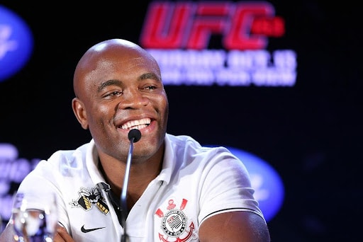 Anderson Silva fala sobre &uacute;ltima luta no Brasil e revela desejo de lutar no Corinthians 