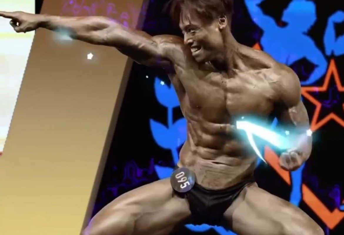 Fisiculturista faz show ao se apresentar com abertura de Dragon Ball Z, veja o vídeo