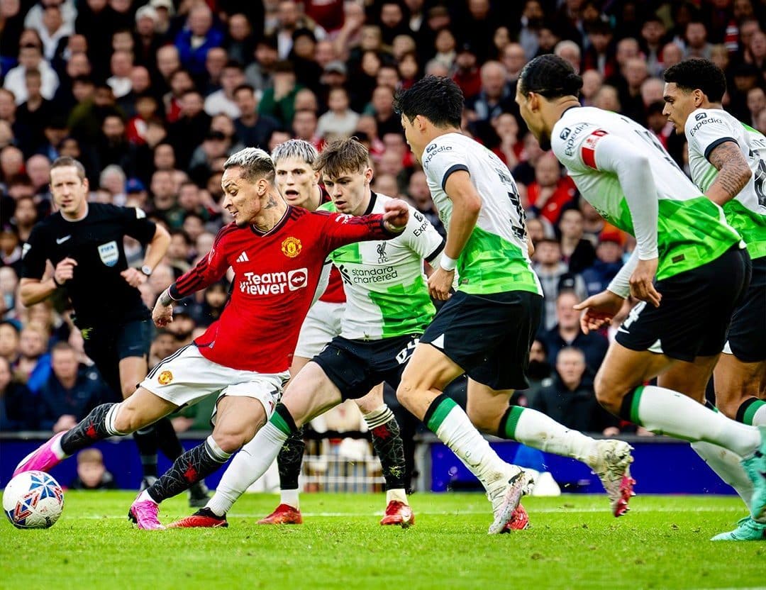 Football Manager prevê Manchester United sendo comandado por Abel Ferreira