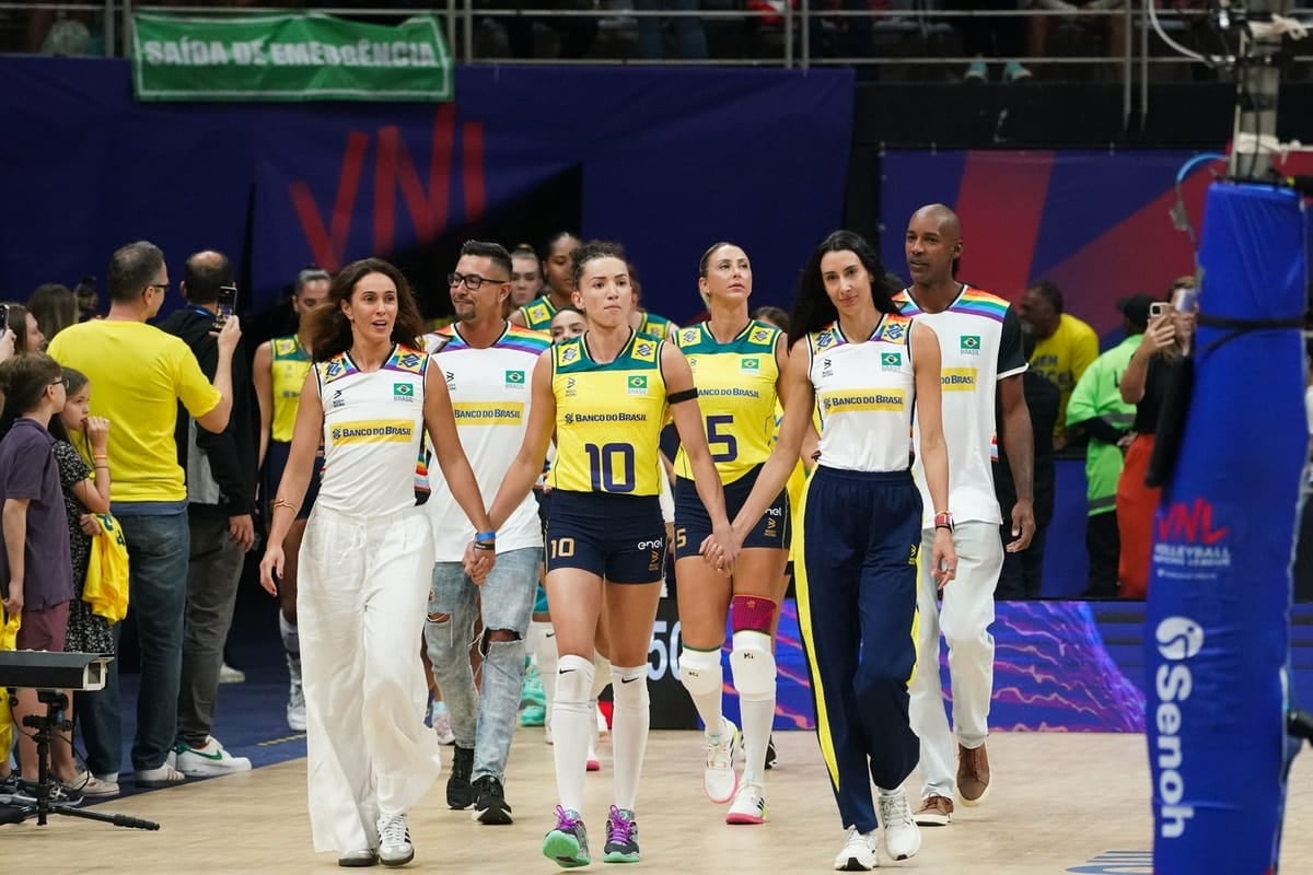 Término na Seleção Brasileira! Craques encerram namoro, segundo jornal