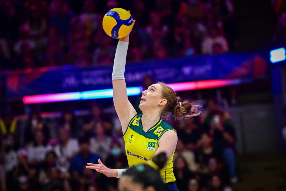 Júlia Bergmann derrota Polônia VNL