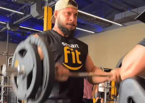 Ramon Dino fechado com a Smart Fit