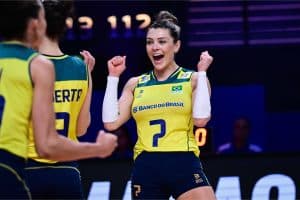 Rosamaria aponta a melhor levantadora que gostaria de jogar junto: “Ela é impressionante!”