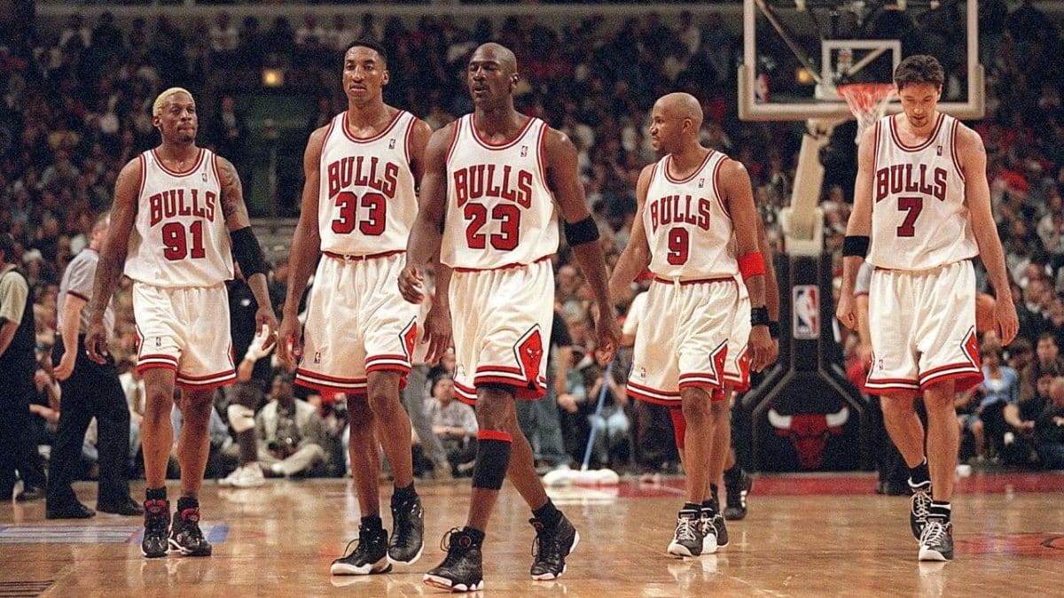 Os 10 melhores times da NBA de todos os tempos (2025)