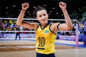 Gabi Guimarães é eleita para cargo importante na Federação Internacional de Voleibol