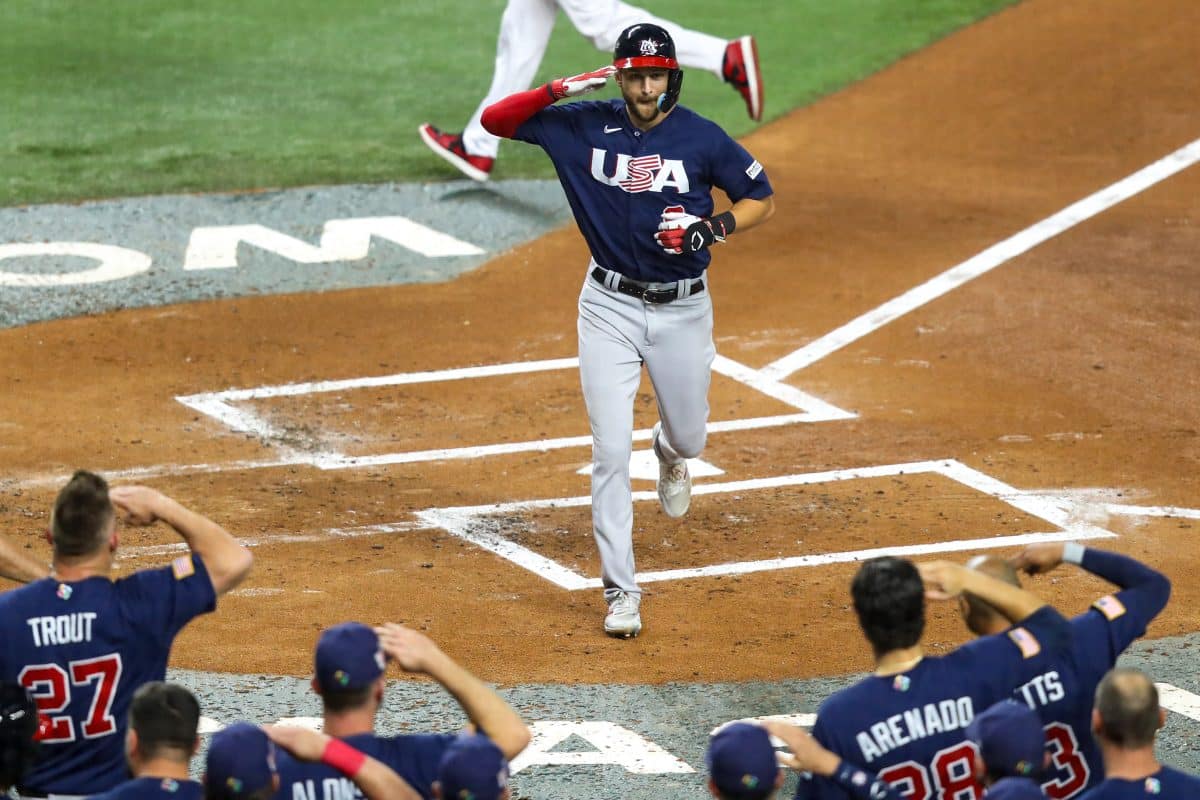 Os movimentos e fundamentos do beisebol (com vídeos)