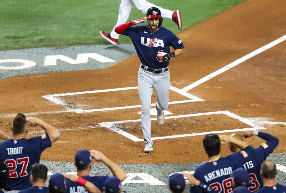 Os movimentos e fundamentos do beisebol (com vídeos)