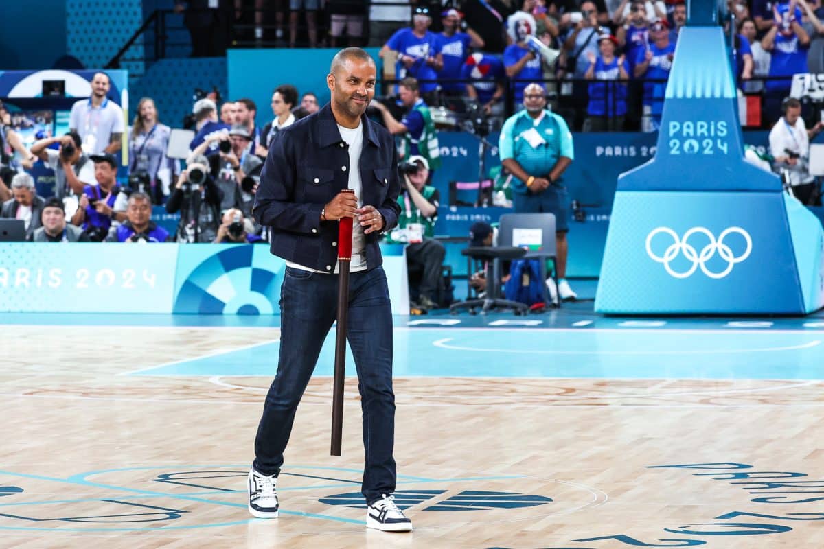 Os 15 melhores jogadores estrangeiros da história da NBA [2024]