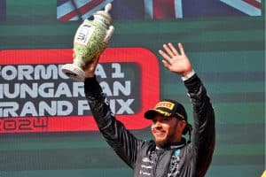 Lewis Hamilton alcança número absurdo na Fórmula 1 com resultado do GP da Hungria