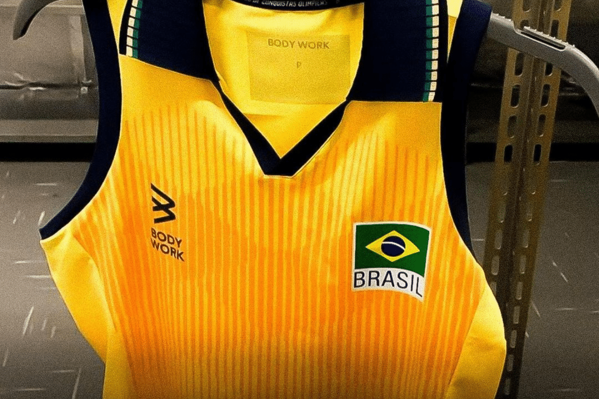 Campeão olímpico detona novo uniforme da Seleção Brasileira de vôlei: “Avacalharam!”