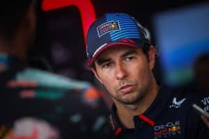 Mesmo sob contrato, Sergio Pérez pode perder vaga na Red Bull para velho conhecido