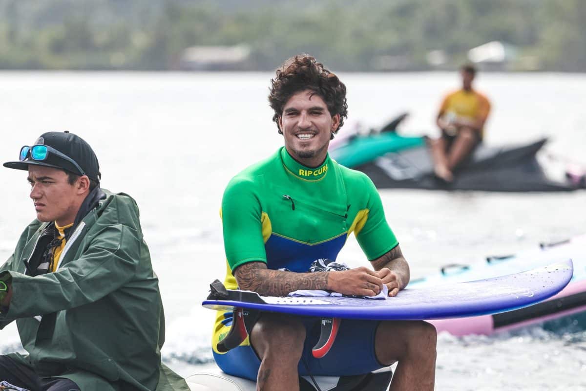 Por que o surf na Olimpíada de Paris 2024 acontece fora da França?