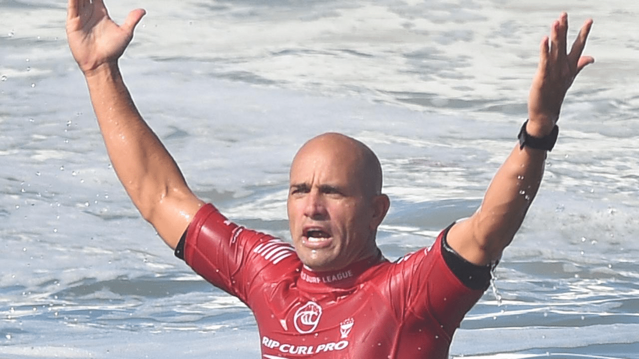 Kelly Slater compra briga com a polícia para liberação de praia em Nova Jersey