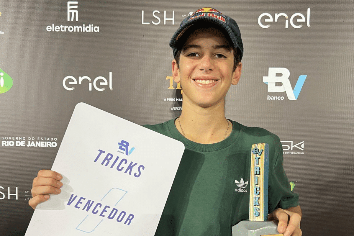 [VÍDEO] Gui Khury impressiona com manobra nunca vista na história do skate