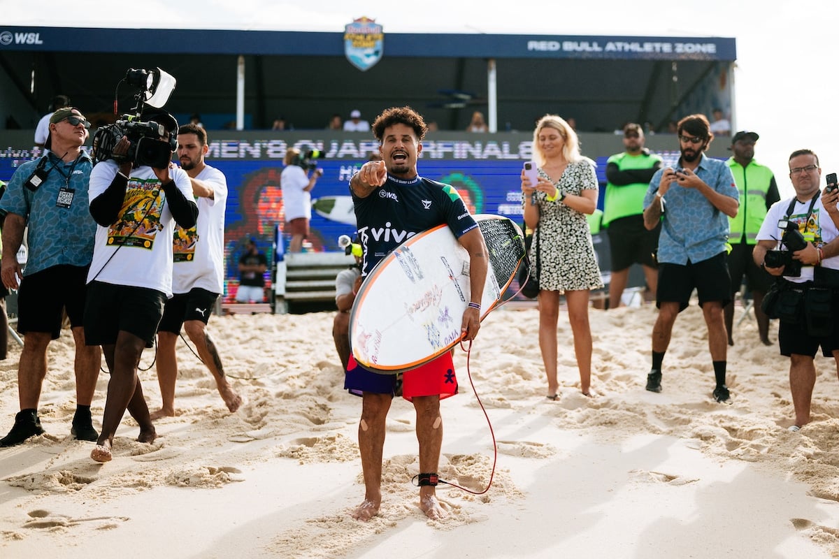 Quem é o famoso fisiculturista que coIocou Italo Ferreira no Finals da WSL 2024?