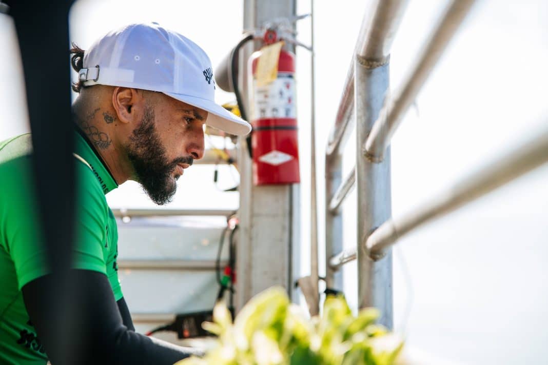 Amea&ccedil;a para Italo Ferreira? Kelly Slater enaltece rival do brasileiro no Finals