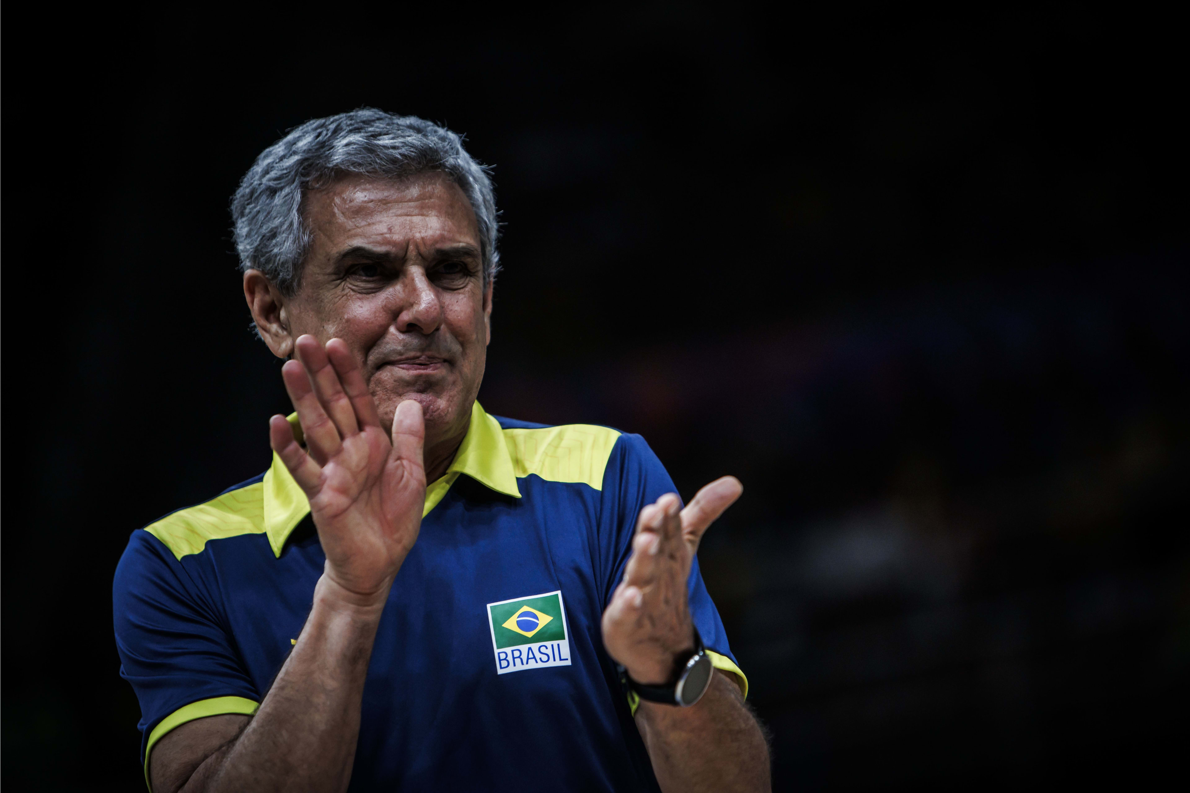 Zé Roberto Guimarães vai passar por cirurgia por culpa de Rosamaria