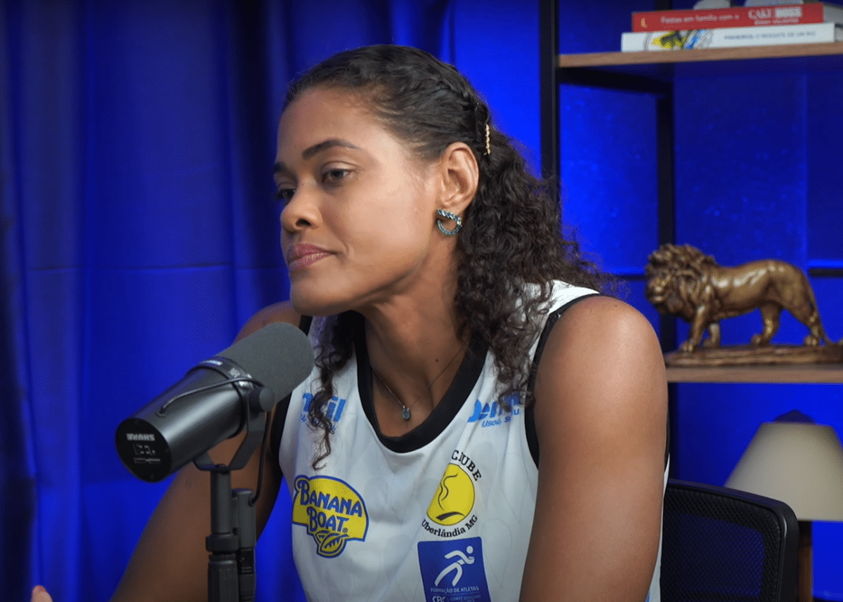 Adenizia relembra polêmica saída do Osasco: “Minha vontade era de chorar”