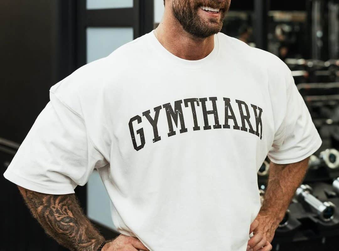 Cbum fala a verdade sobre competir no Mr. Olympia 2025 e faz promessa a esposa