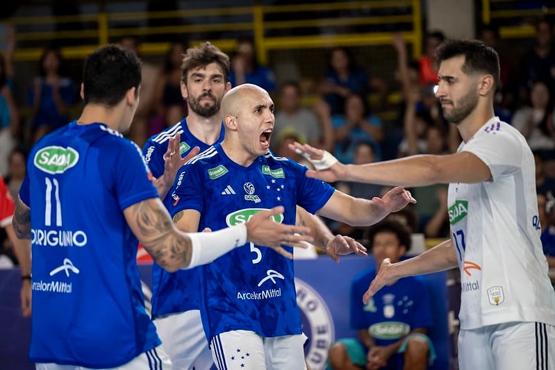 Nem Douglas, nem Wallace! Sada Cruzeiro tem outra dupla letal