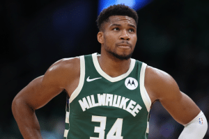 “Não me importo”, Giannis Antetokounmpo reflete sobre início ruim dos Bucks na NBA