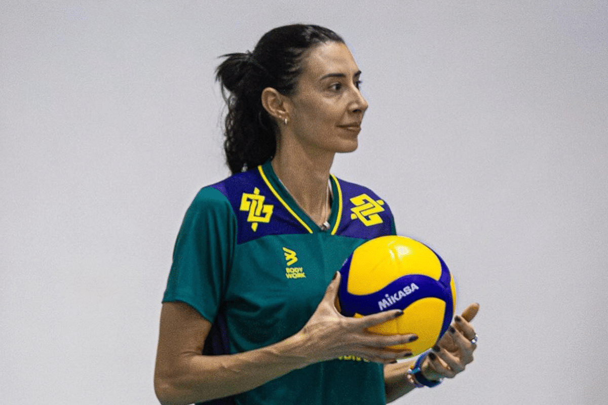 “Melhor líbero e levantadora do mundo”, Sheilla surpreende e exalta forças de azarão da Superliga