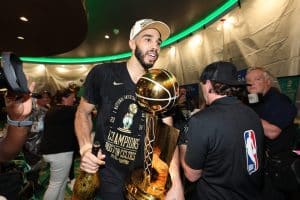 Boston Celtics e SESI Franca são os favoritos aos títulos da NBA e do NBB, apontam estatísticas