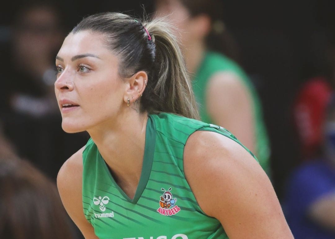 Rosamaria segue assombrando o vôlei japonês com atuações de gala