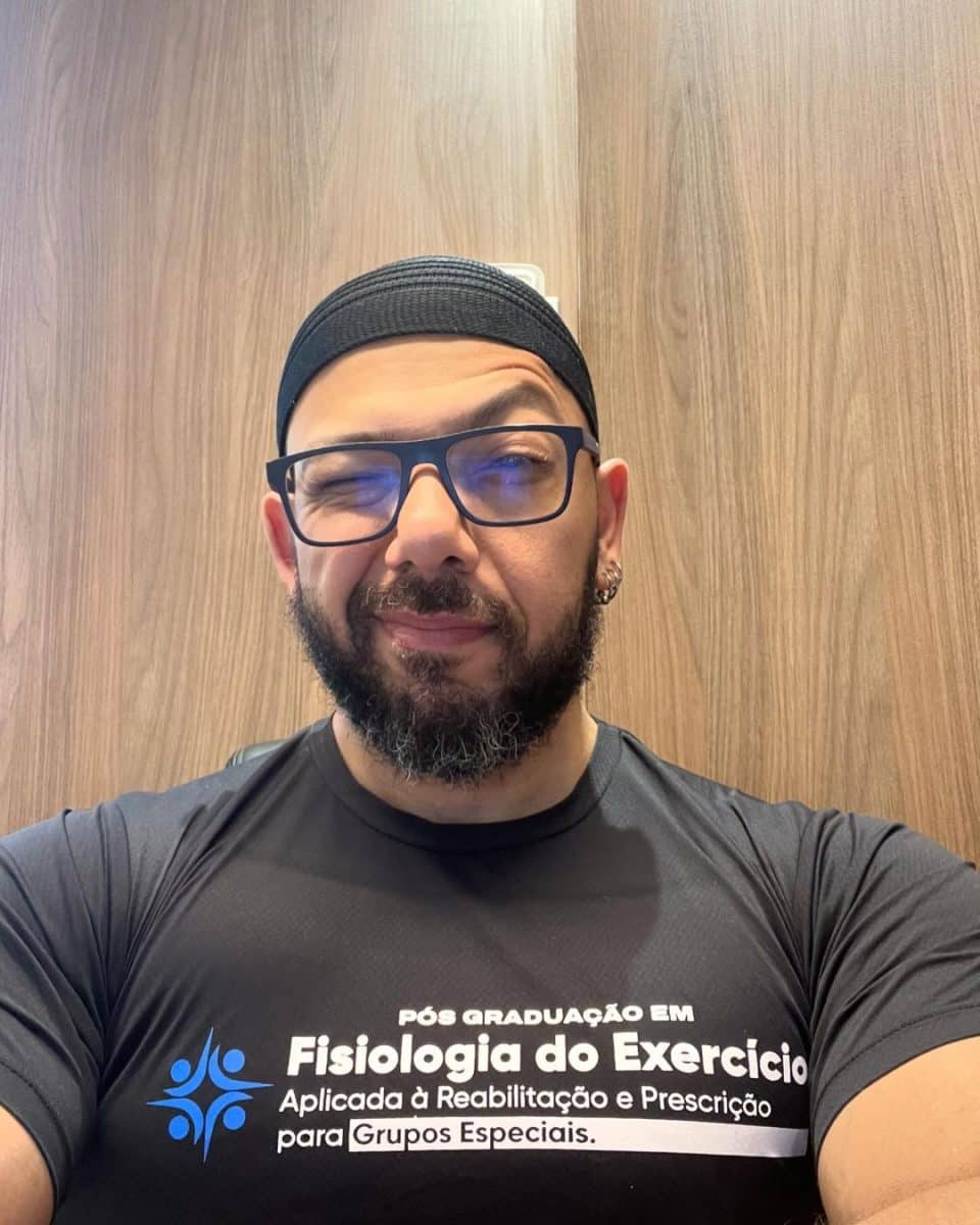 Adam Abbas aponta novo sucesso brasileiro na Wellness pro Mr. Olympia 2025: “Uma máquina”