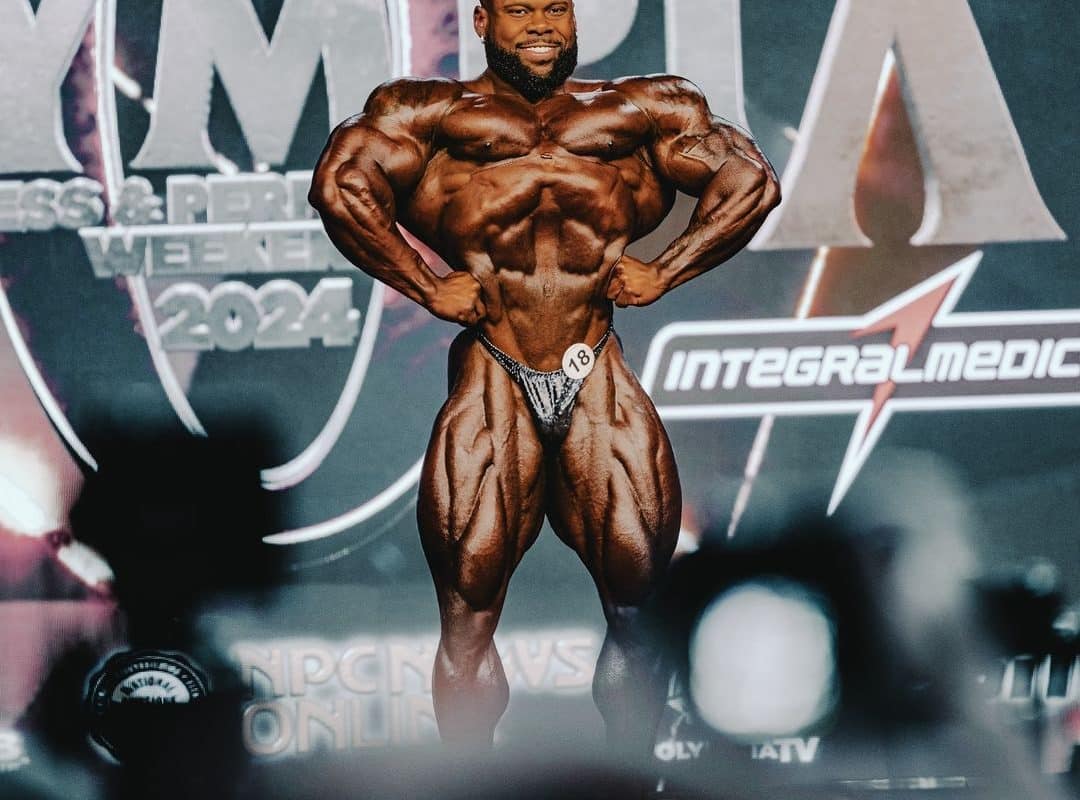 Keone Pearson confirma favoritismo e é bicampeão do Mr. Olympia 212
