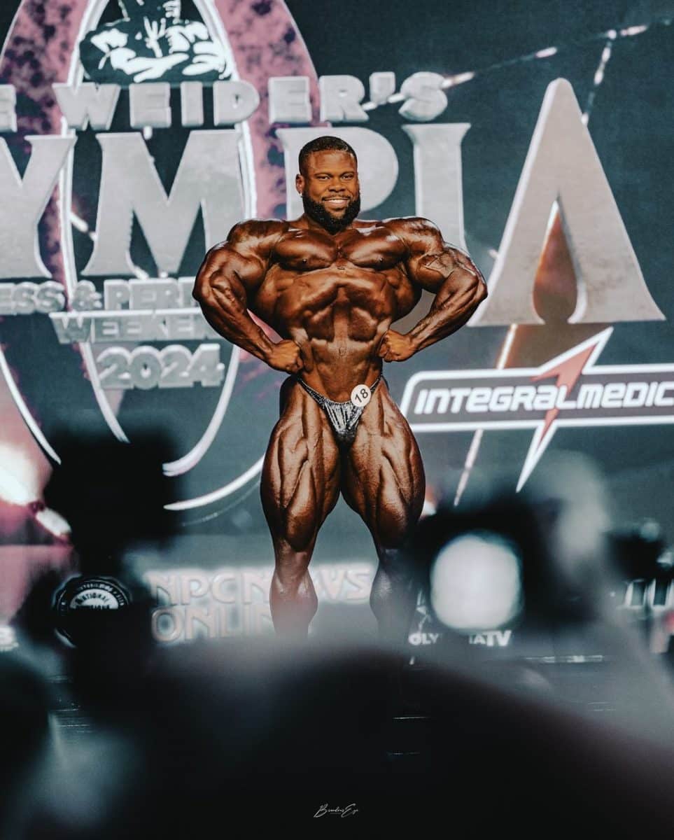 Keone Pearson confirma favoritismo e é bicampeão do Mr. Olympia 212