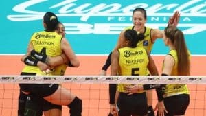 De virada é mais gostoso! Praia Clube provoca o Flamengo na Superliga Feminina